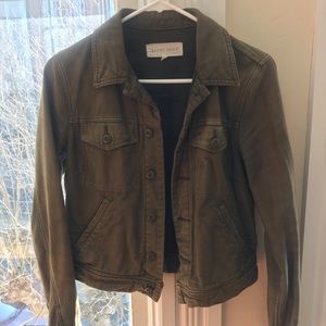 Aritzia army green jacket